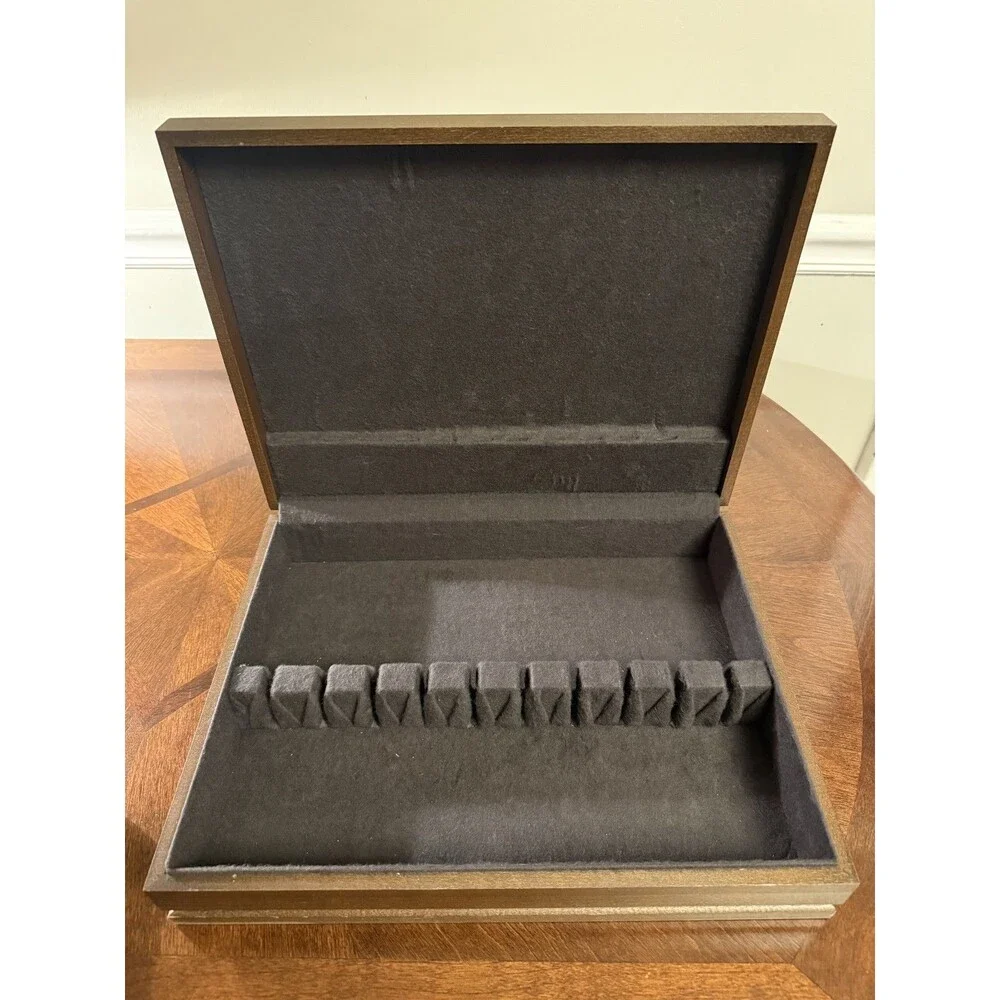 31-Piece Set of Gorham Sterling Silver Flatware Chateau Rose w/ Storage Box